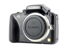 Panasonic LUMIX DMC-G3 16.0 MP Digital Camera (Body Only) -Black 