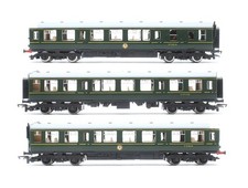 HORNBY 'OO' GAUGE R687 3-CAR