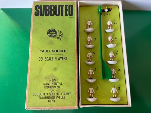 Subbuteo team ref leeds - hw,