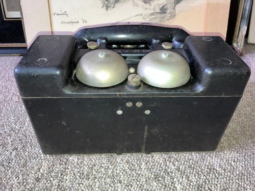 Wwii british field telephone - british,