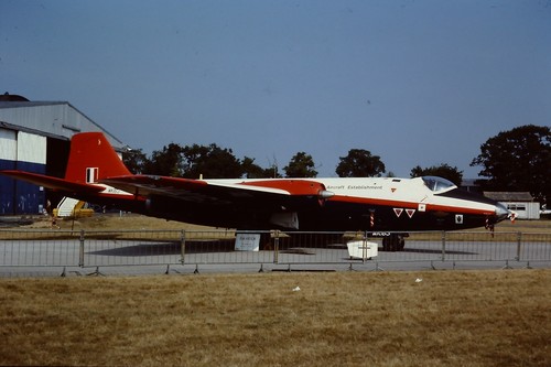Rae english electric - english, canberra
