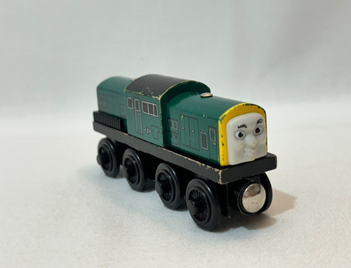 Wooden derek train thomas - wooden,