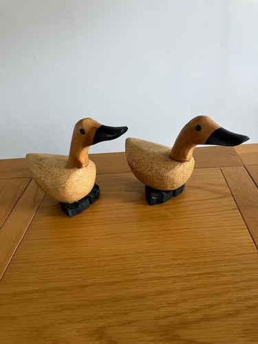 Wooden duck figurine - 2,