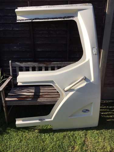 Avondale caravan front - front, panel