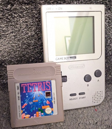 Nintendo game boy - boy, pocket