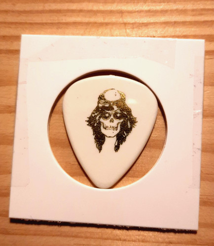 Guns roses white guitar pick - guns,