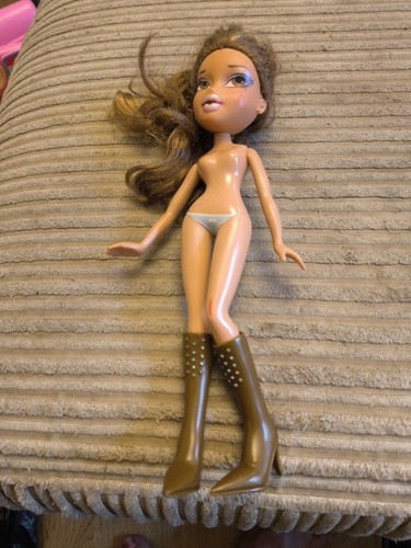 Bratz doll brown hair and - bratz,
