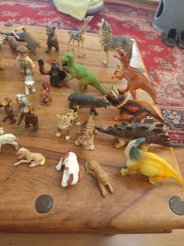 Mixed vintage toy figurine lot - vintage,