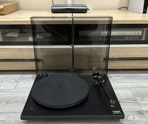 Rega planer turntable - rega, record