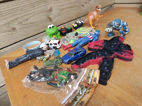 Random bundle toys - random, new