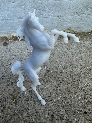 Breathtime model horse - horse, rearing