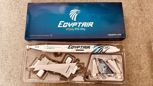 200 egyptair boeing - 1:200,