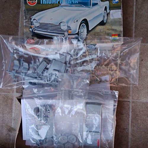 Airfix triumph tr4a - 1:32,
