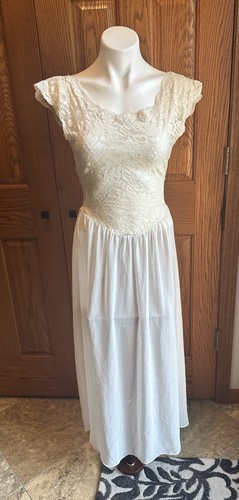 Vtg victoria secret ivory - vtg, victoria’s