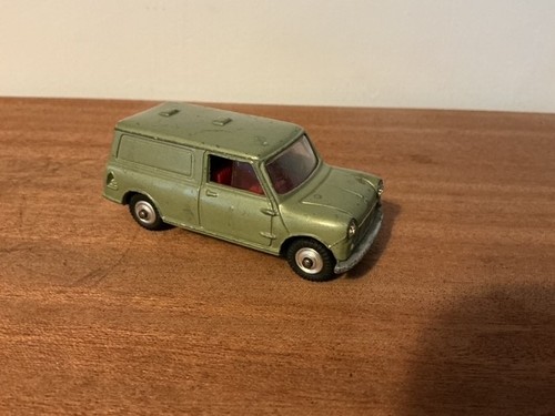Corgi toys austin mini van - austin,