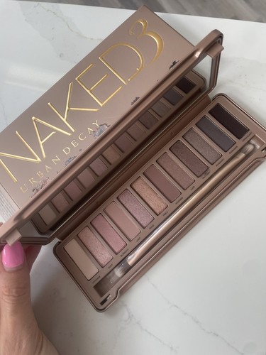 Urban decay naked3 eyeshadow - urban,