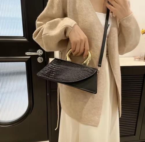 Black crocodile embossed flap - black,
