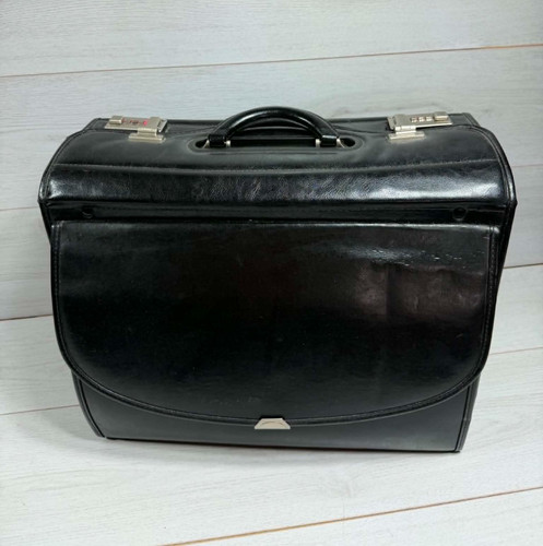 Vintage black leather pilot - vintage,