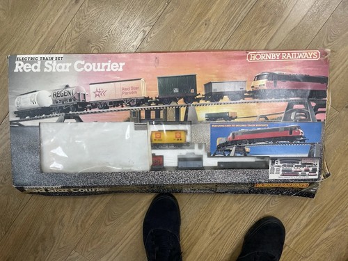 Hornby r759 red star - star, courier