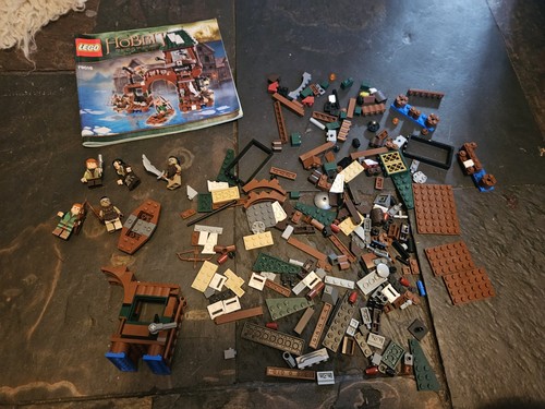 Lego the hobbit - attack, lake