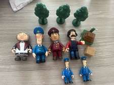 Postman pat figure bundle - postman,