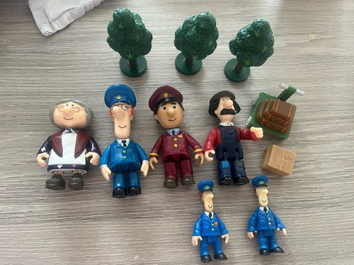 Postman pat figure - pat, bundle