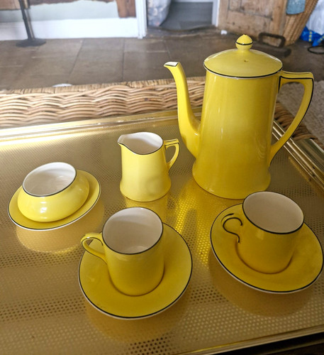 Crown ducal glazed ceramic - crown,