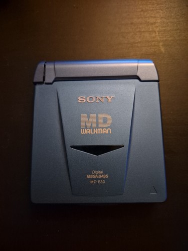 Sony e33 portable minidisc - mz-e33,