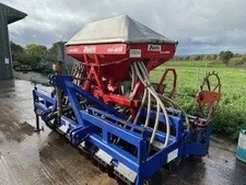 Moore Unidrill 3 metre 32 Row