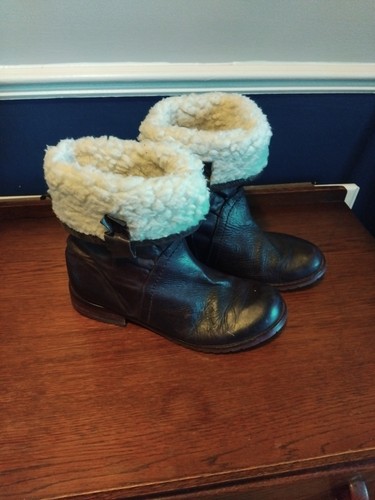 Ugg boots - ugg,