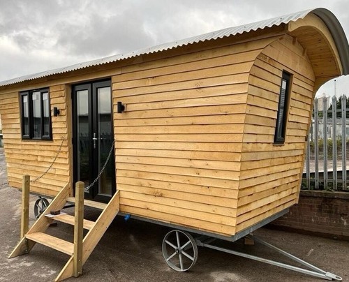 Shepherds hut oak with - oak,