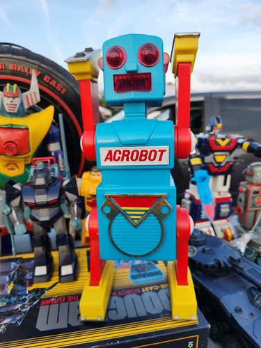 Acrobot robot battery toy - acrobot,