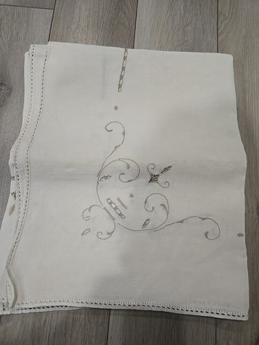 Vtg linen tablecloth ecru - vtg,