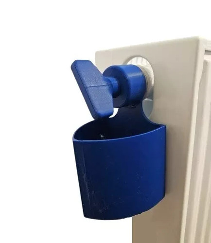 Radiator bleed key with - bleed,
