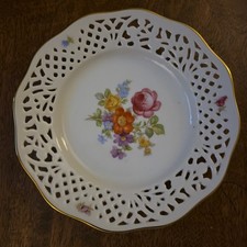 Antique Schumann Bavaria Empress Dresden Flower Gold Edge 9.25" Serve Wall Plate