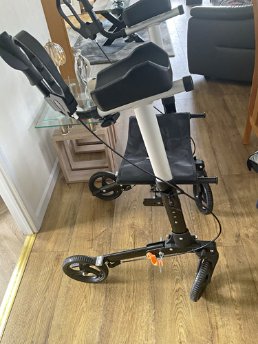 Wheel rollator walker - 4-wheel, with