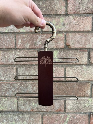 Raffles hotel tie hanger - tie,