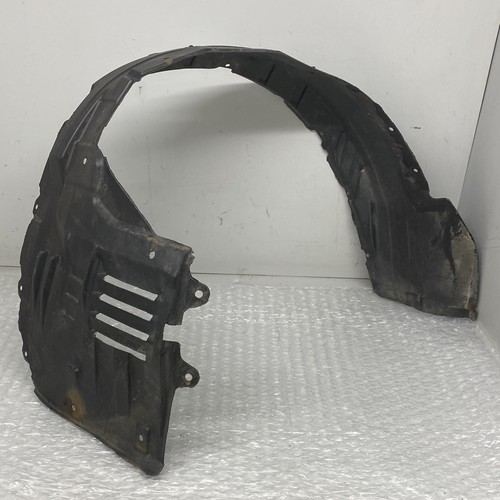 Wing liner front - front, for