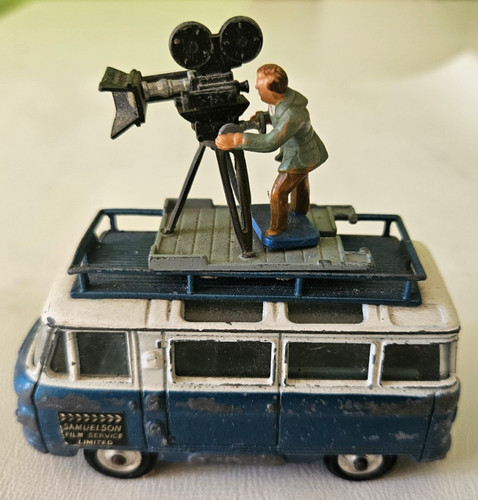 Corgi toys 479 - commer, 2500