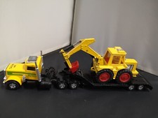 P909-MATCHBOX SUPERKINGS K-130 PETERBILT DIGGER TRANSPORTER