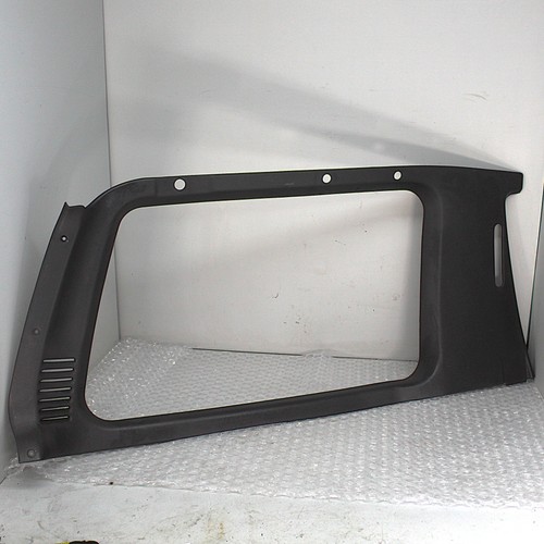 Quarter trim upper left - quarter,