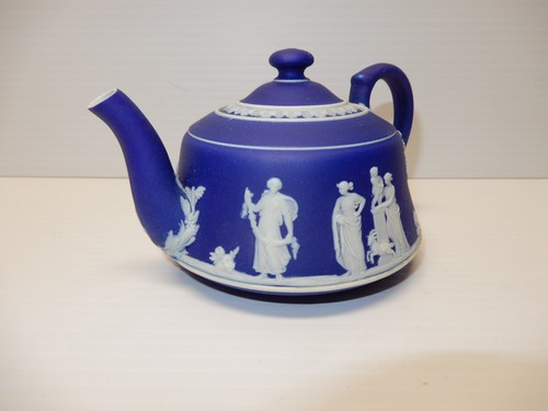 Antique wedgwood dark blue - dark,