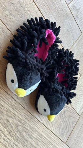 Kids penguin slippers uk7 - penguin,
