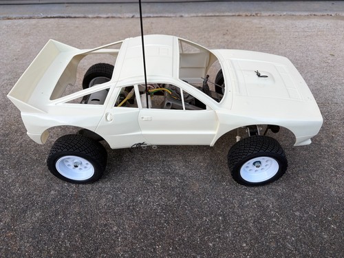 Piece tamiya lancia - 1,