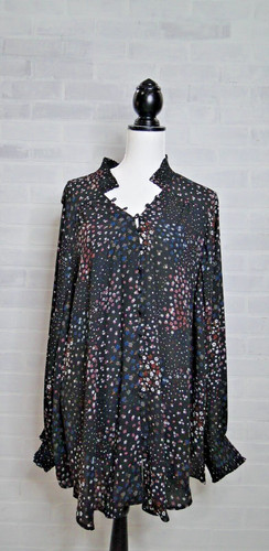 Torrid georgette button - button, front