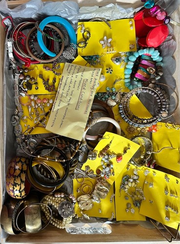 Costume jewellery bead - costume, jewellery/bead