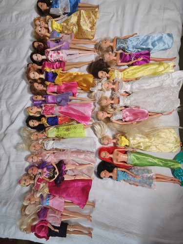 Huge bundle barbie style - huge, barbie-style