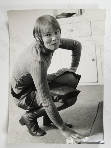 Glenda jackson polo neck boots - jackson,