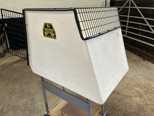 Lintran Large Dog Transit Box (70 X 80 X65) . Only Used A Few times.