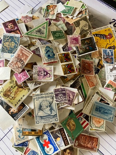 Kiloware over 150 - over, stamps